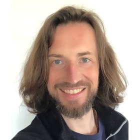 BAGGIO HUGHES praticien.ne membre d'Ayurvedaen France