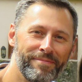 ROUVELOUX FREDERIC praticien.ne membre d'Ayurvedaen France