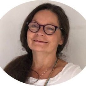 DOBRZYNSKI ANNE praticien.ne membre d'Ayurvedaen France