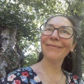 HOT BARBARA praticien.ne membre d'Ayurvedaen France